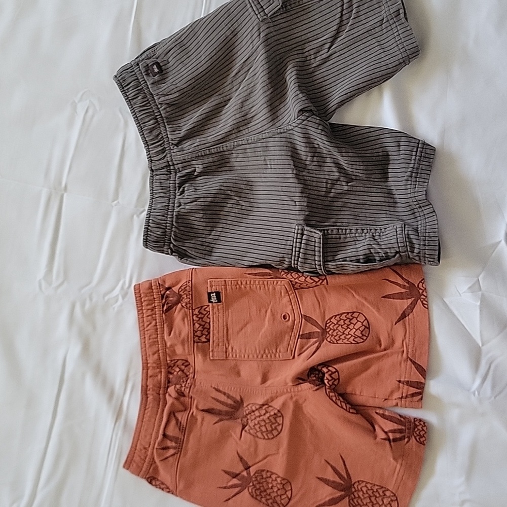 ๐3BD TEA COLLECTION/Nike Jordan. Bundle of 3 shorts. Size 5T. - Picture 2 of 16